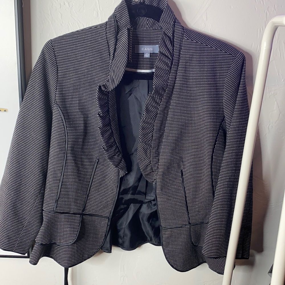 Dotted Ruffle Blazer